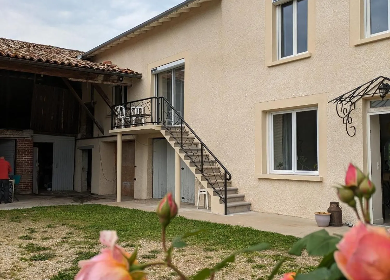 Comme A La Maison Clonas-sur-Vareze 0*,  France